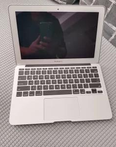 自用苹果95成新办公游戏超薄二手笔记本电脑 自用苹果95成新办公游戏超薄二手笔记本电脑